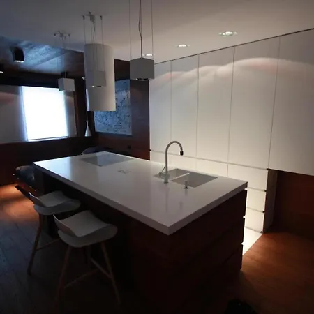 公寓 Modern & Resto *